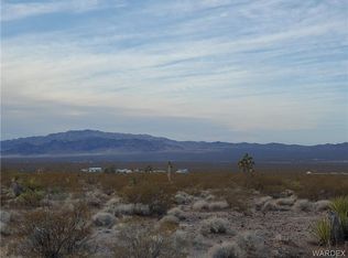 11450 W Saddleback Dr, Willow Beach, AZ 86445