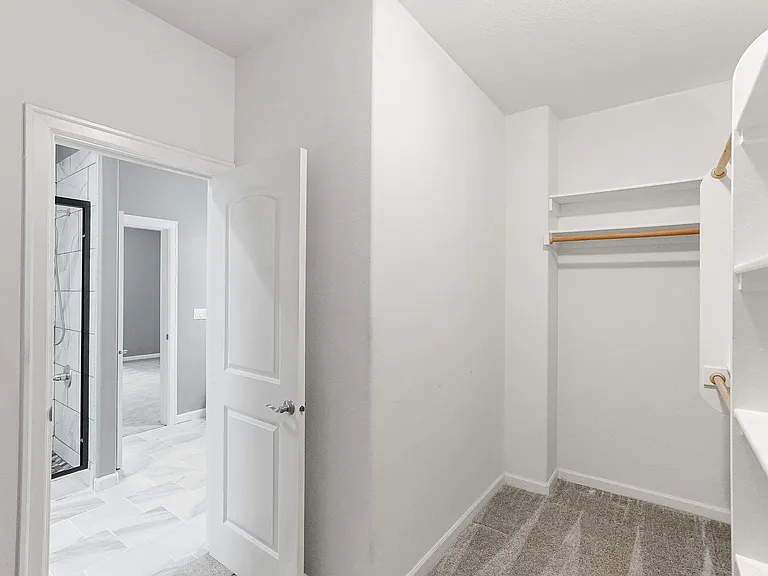 2643 Andrew Ave NW — Photo 49