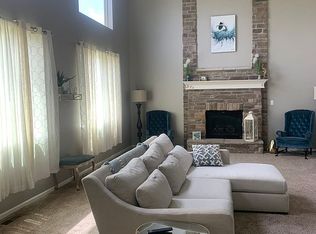 122 Claremont Ct, Yorkville, IL 60560