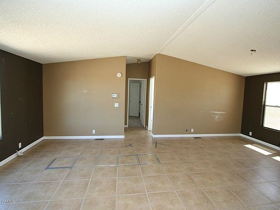 3rd image of 23098 E Logan Blvd