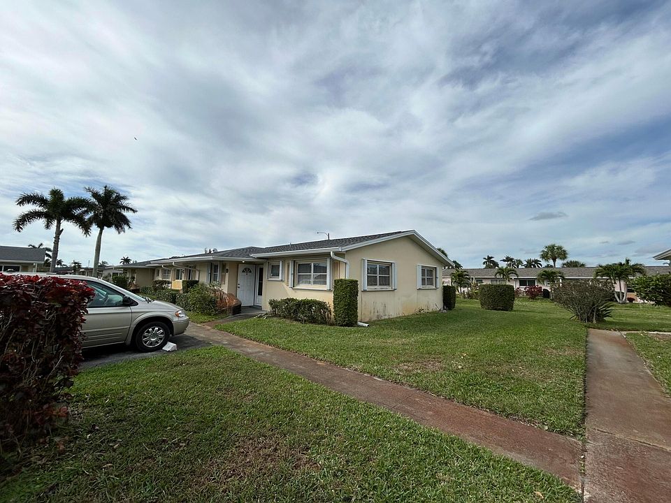 1st image of 2591 Barkley Drive W #D