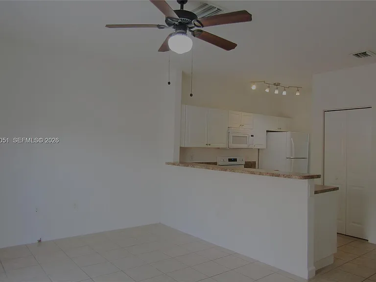 1485 NE 33rd Rd #101-1 — Photo 9