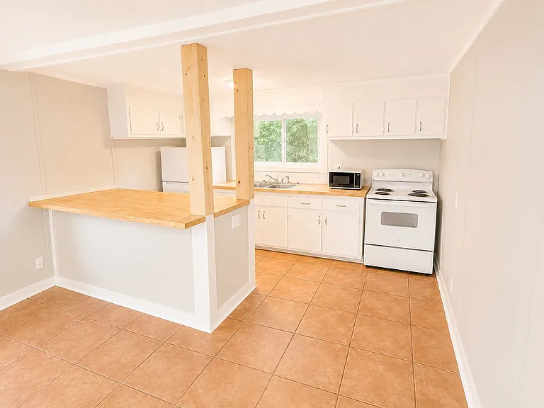 603 S Jefferson Ave #9 — Photo 3