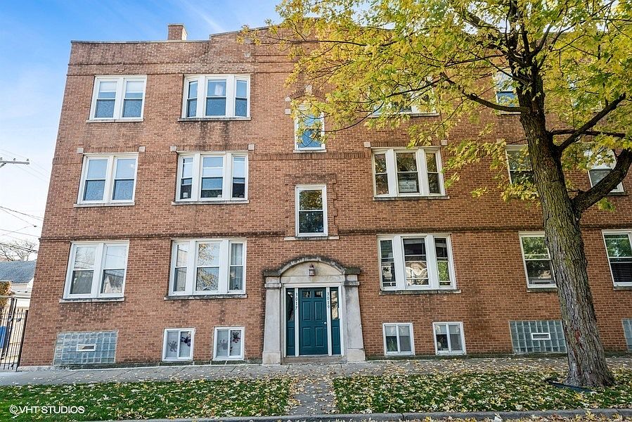 1st image of 3019 W Cullom Ave #1