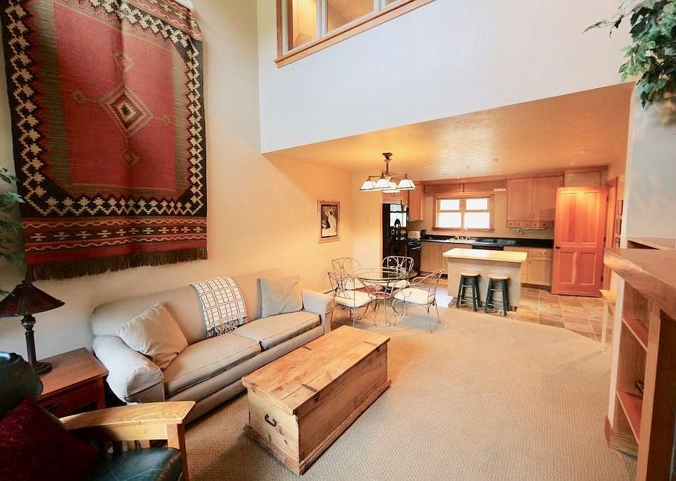 1st image of 675 Deer Valley Dr #25