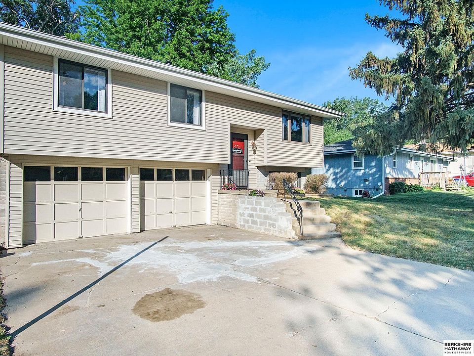 1st image of 4657 Schroeder Dr