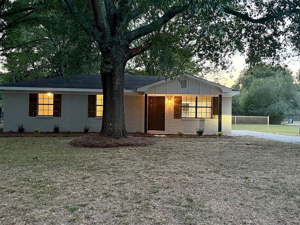 1st image of 108 Forest Dr
