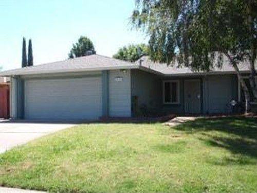 1st image of 2815 Aquino Dr