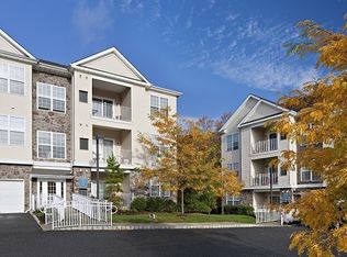 3425 W Bangs Ave #628, Neptune, NJ 07753