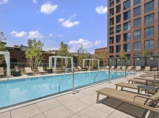 39 N Morgan St, Chicago, IL 60607