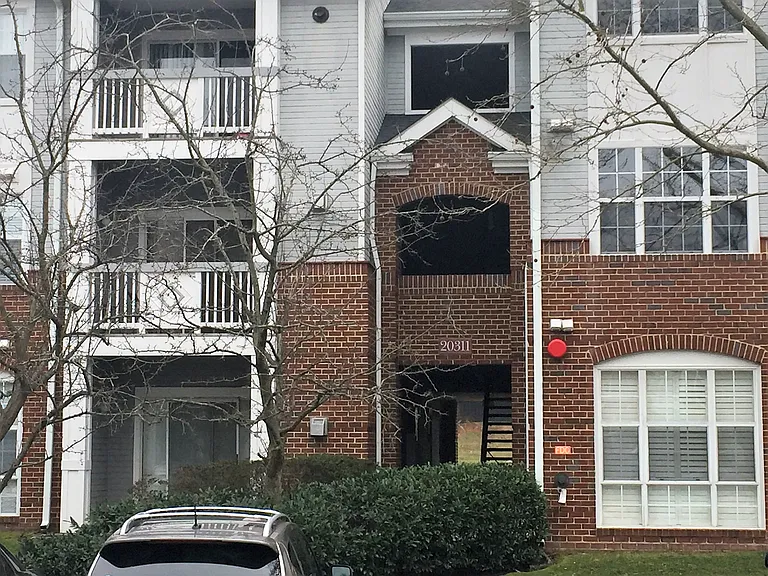 20311 Beechwood Ter #200 — Photo 4