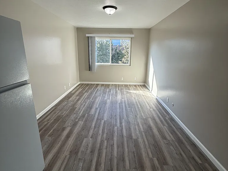 623 S 18th St #18 — Photo 5