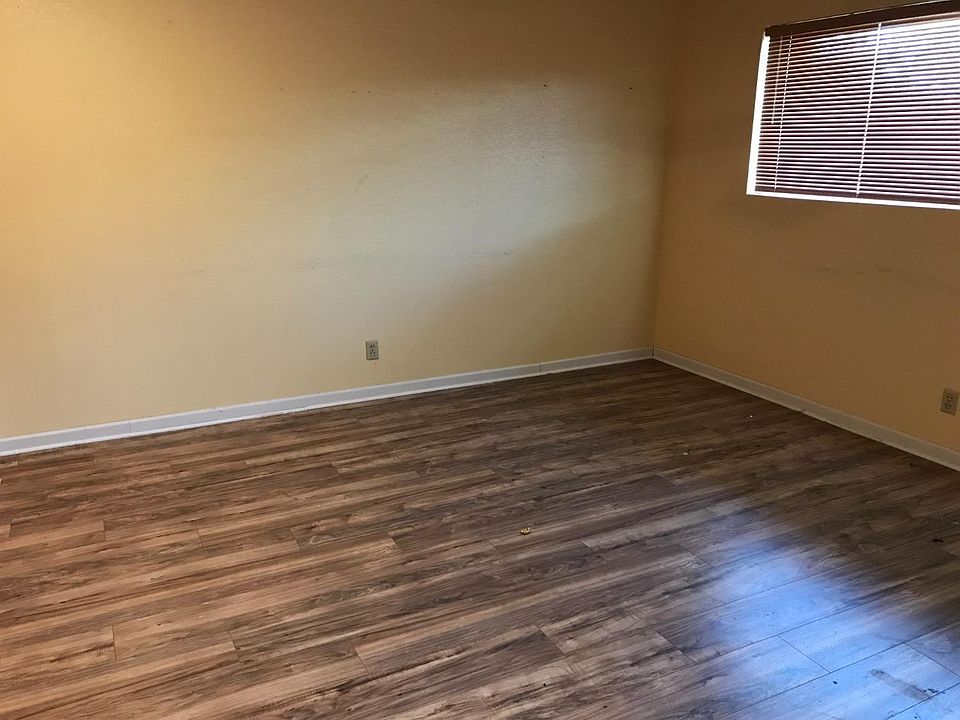 300 E 16th St, Littlefield, TX 79339 Zillow