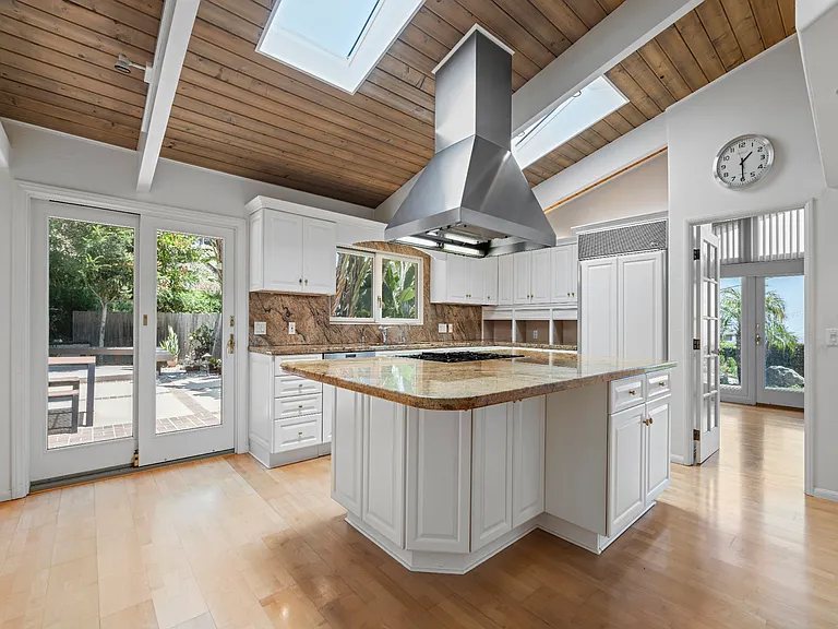5075 San Joaquin Dr — Photo 17
