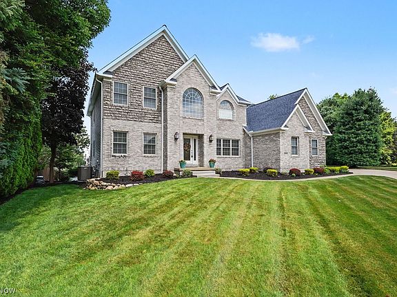 2nd image of 5040 Lake Breeze Lndg