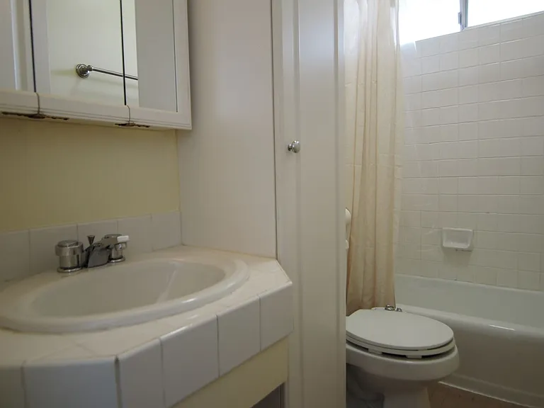 32 Andrew Dr #124 — Photo 13