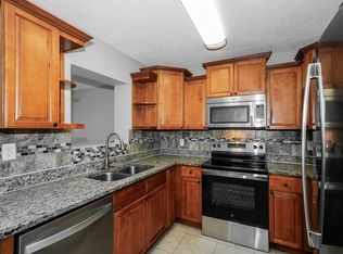 8014 Pine Hill Dr, Tampa, FL 33617