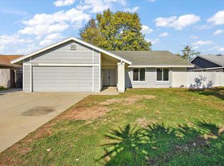 19352 Silver Cir, Rialto, CA 92376