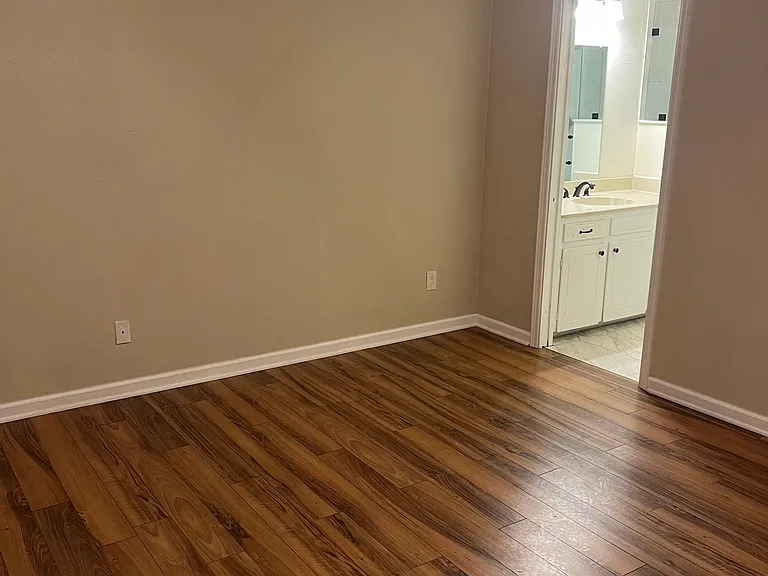 114 Barracuda St — Photo 15