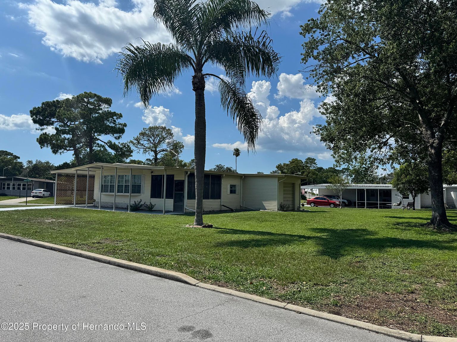 7532 Country Club Dr