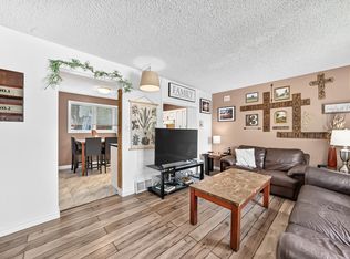 West Hermitage Place, Edmonton, AB T5A 2X7