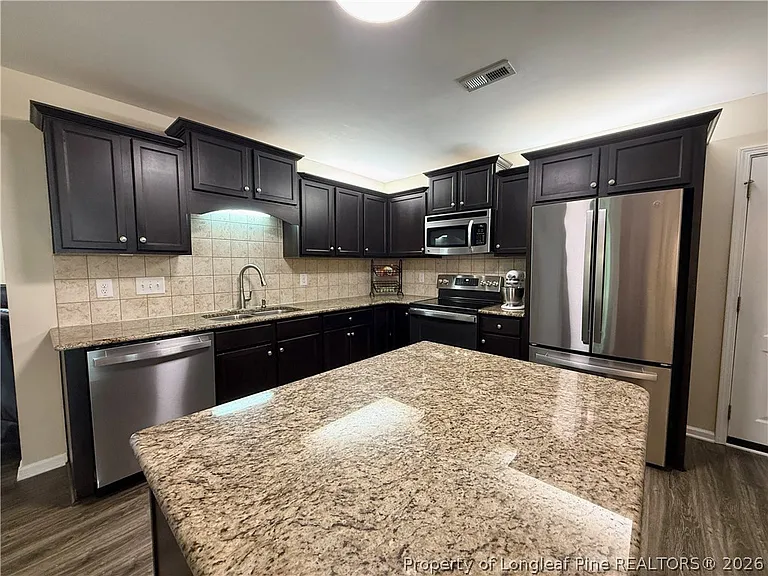 164 Regimental Dr — Photo 11
