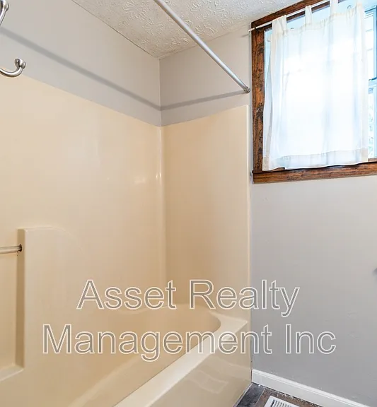 820 Luttrell St #1 — Photo 16