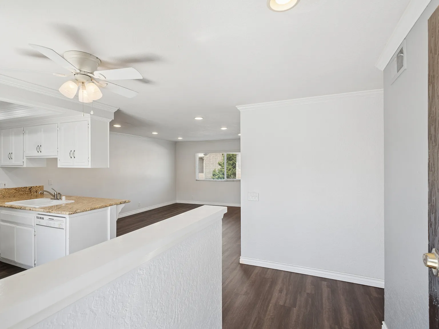 1 bed, 700 sqft, $2,175 — Photo 2