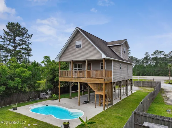 10412 Highway 603, Bay Saint Louis, MS 39520