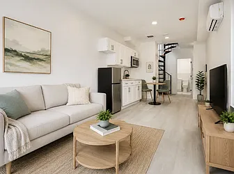 431 Warwick Street, #2B