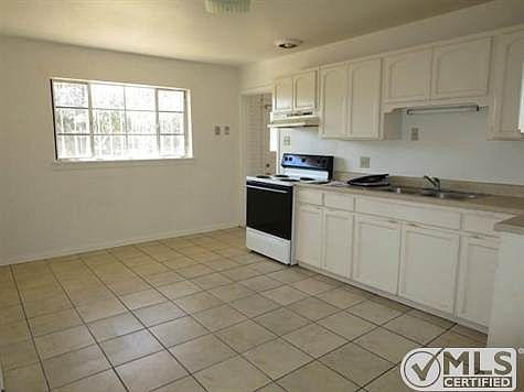 2nd image of 1501 Prairie Dr
