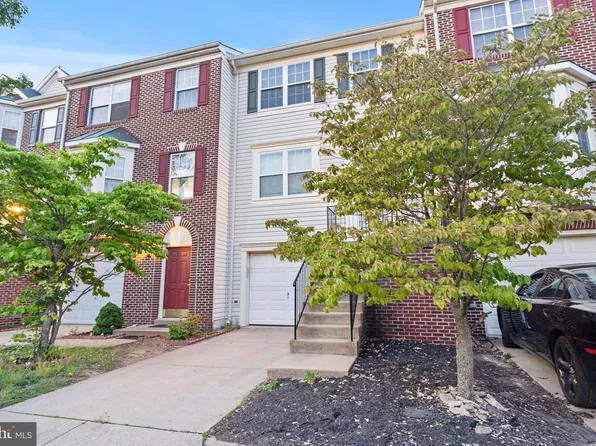 546 Kalmia Sq NE, Leesburg, VA 20176