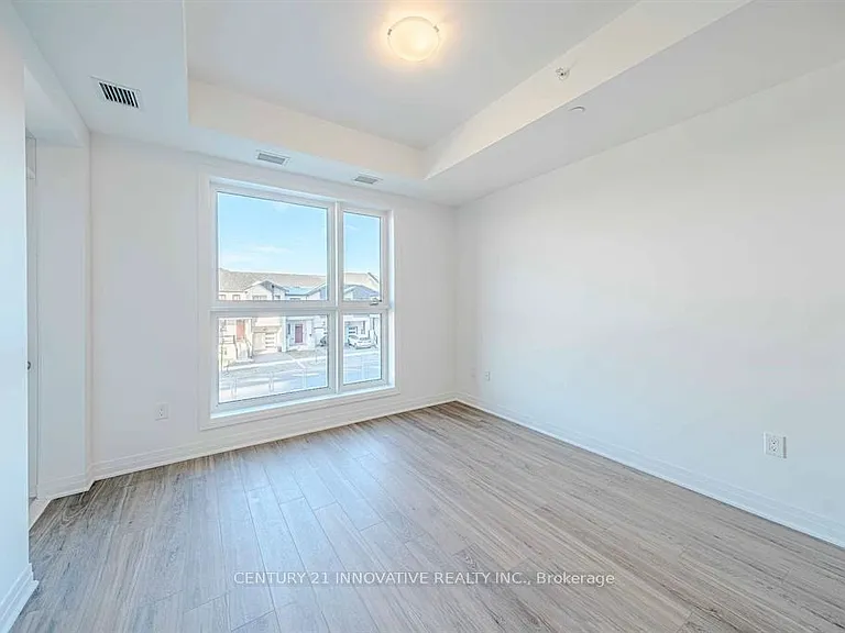 490 Gordon Krantz Ave #201 — Photo 12