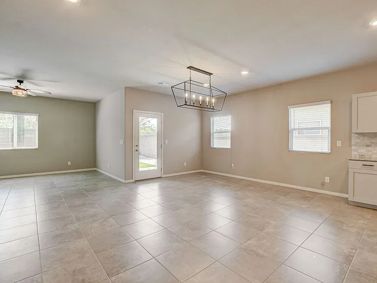 7858 Romulan St — Photo 29