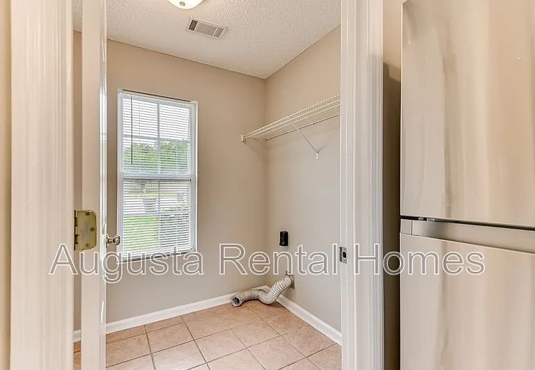 4416 Hatteras Dr — Photo 34