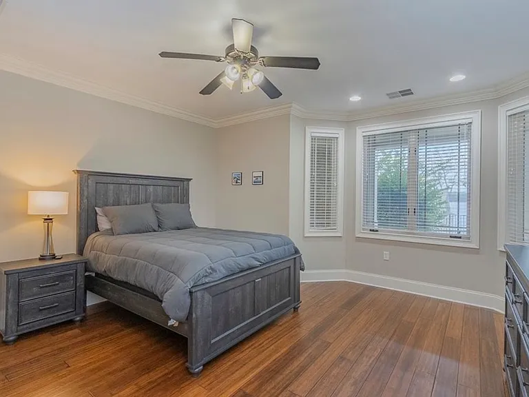122 Regatta Dr — Photo 15