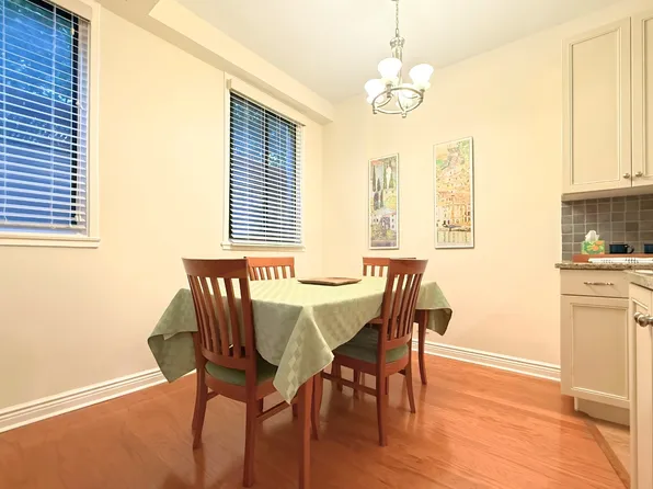 345 East 73rd Street image 5 of 7