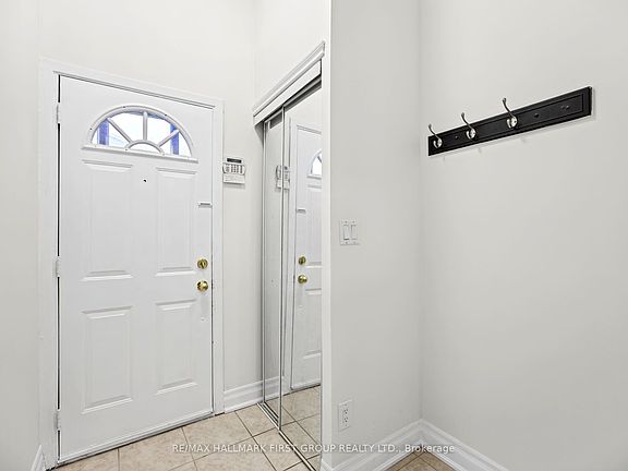3rd image of 41 Collinsgrove Rd #196