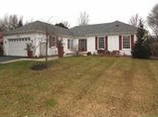 1458 Pebblestone Cv, Wheaton, IL 60189