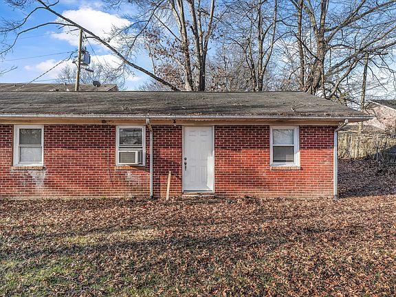 2nd image of 2717 Woodrow Dr APT 4