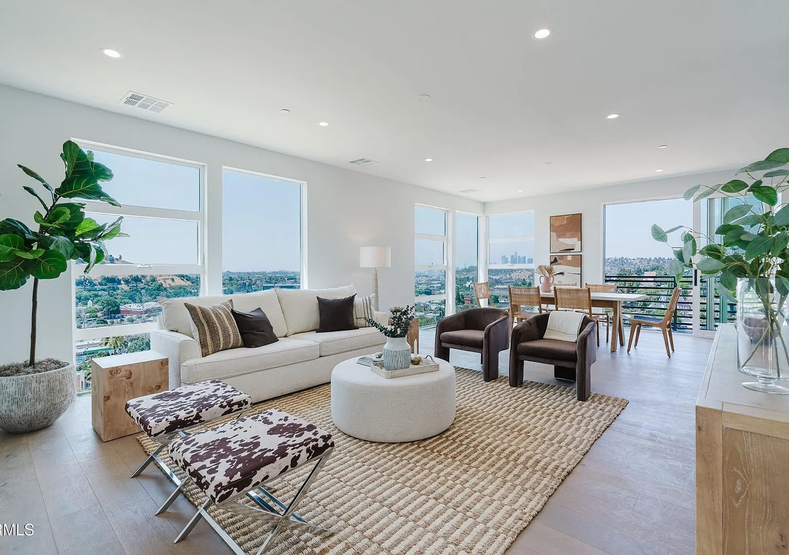 For Lease | Your Hillside Retreat in Northeast LA — Photo 2