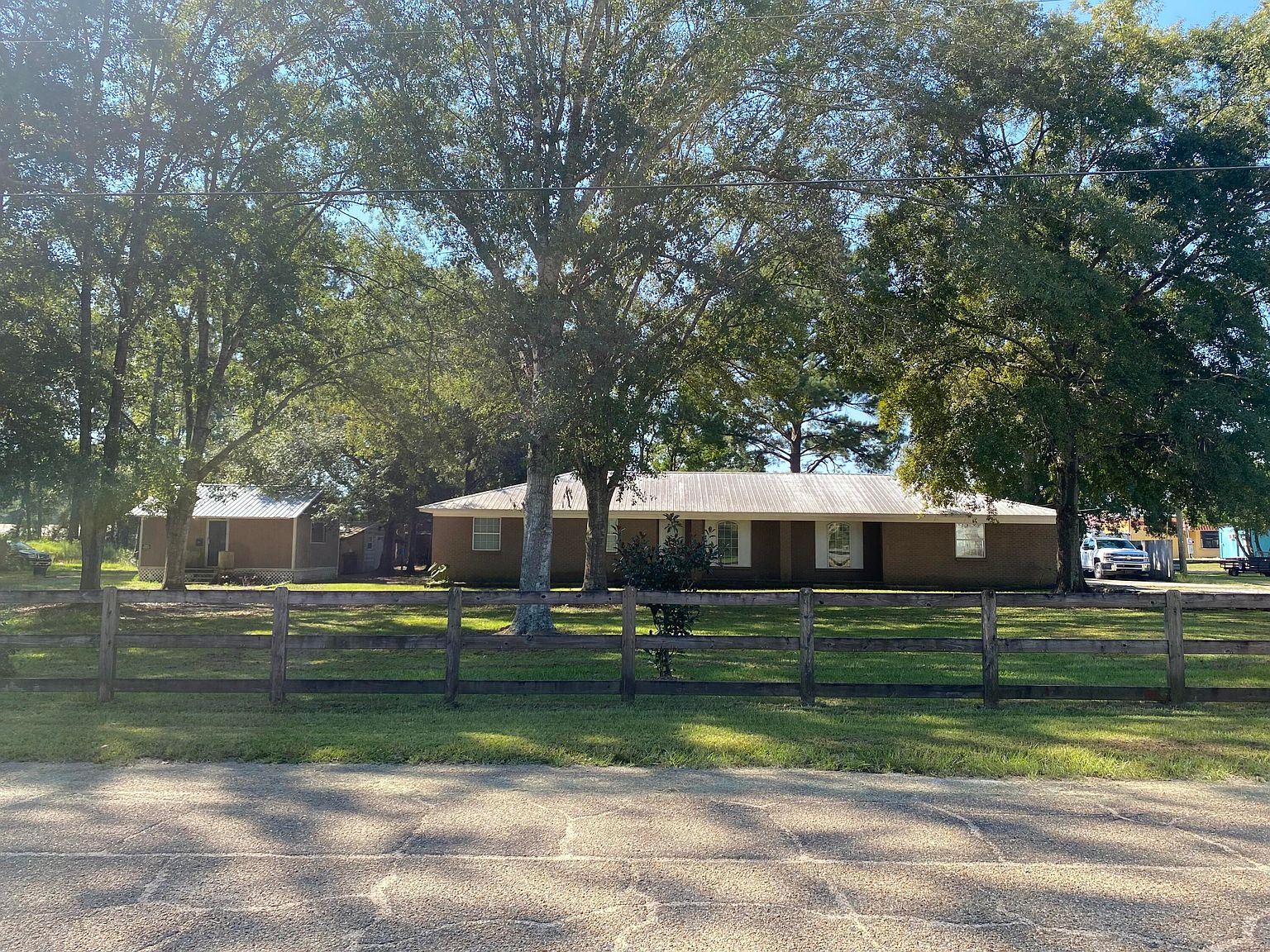 105 Sycamore Ave, Richton, MS 39476 Zillow