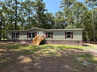 1323 Pleasure Dr, Summerton, SC 29148