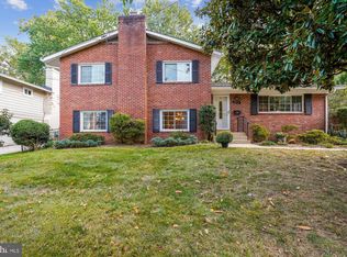 6216 Rockhurst Rd, Bethesda, MD 20817