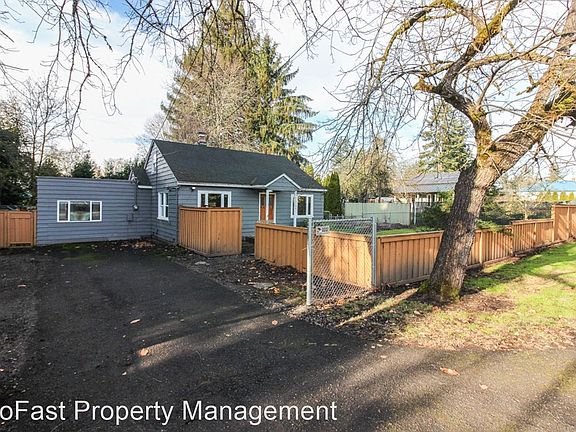 5th image of 15101 SE Arista Dr