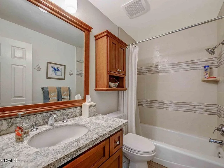 716 Island View Cir — Photo 26