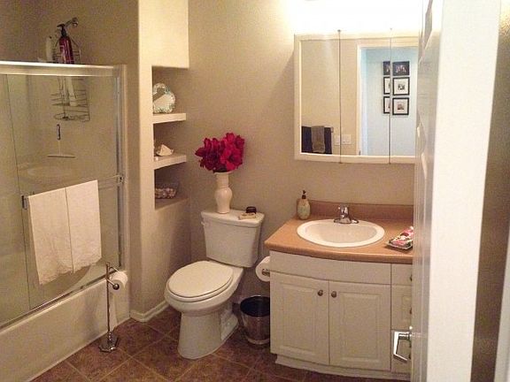 4th image of 6100 De Soto Ave APT 221