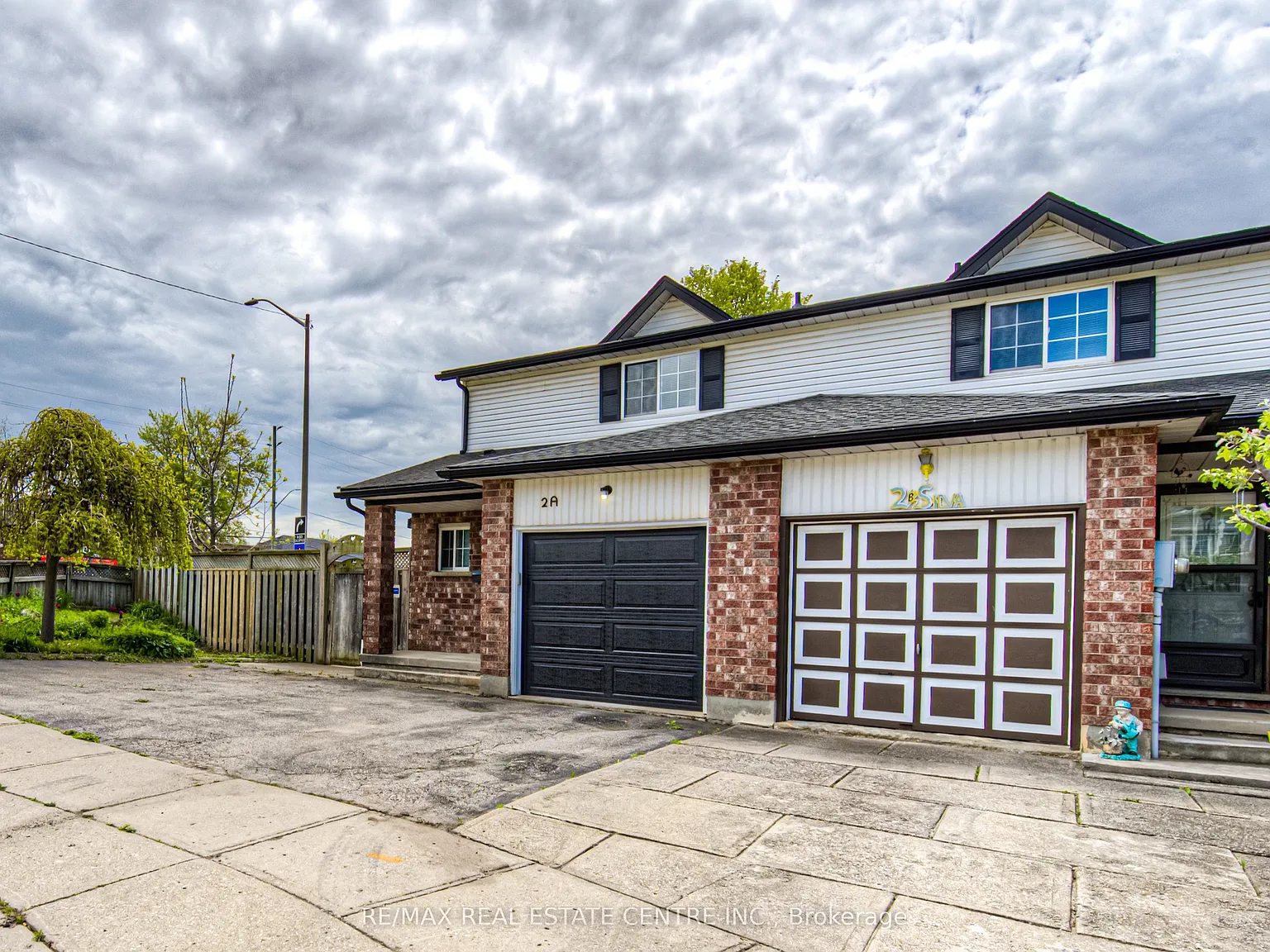 3 bed, $2,895 — Photo 2