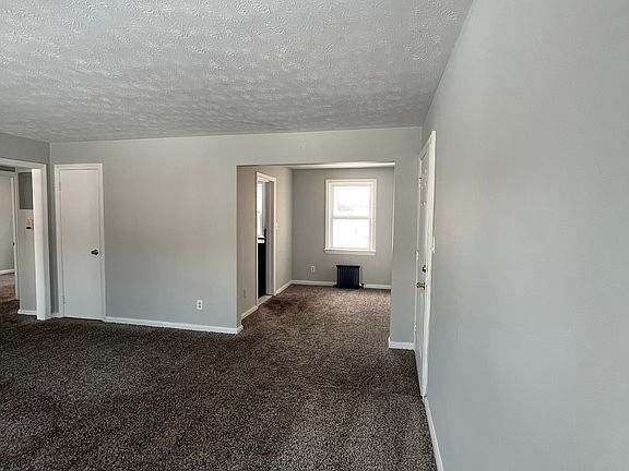 4th image of 1854 Forest Hills Blvd APT 1