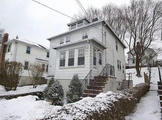 1049 Brook Rd, Milton, MA 02186